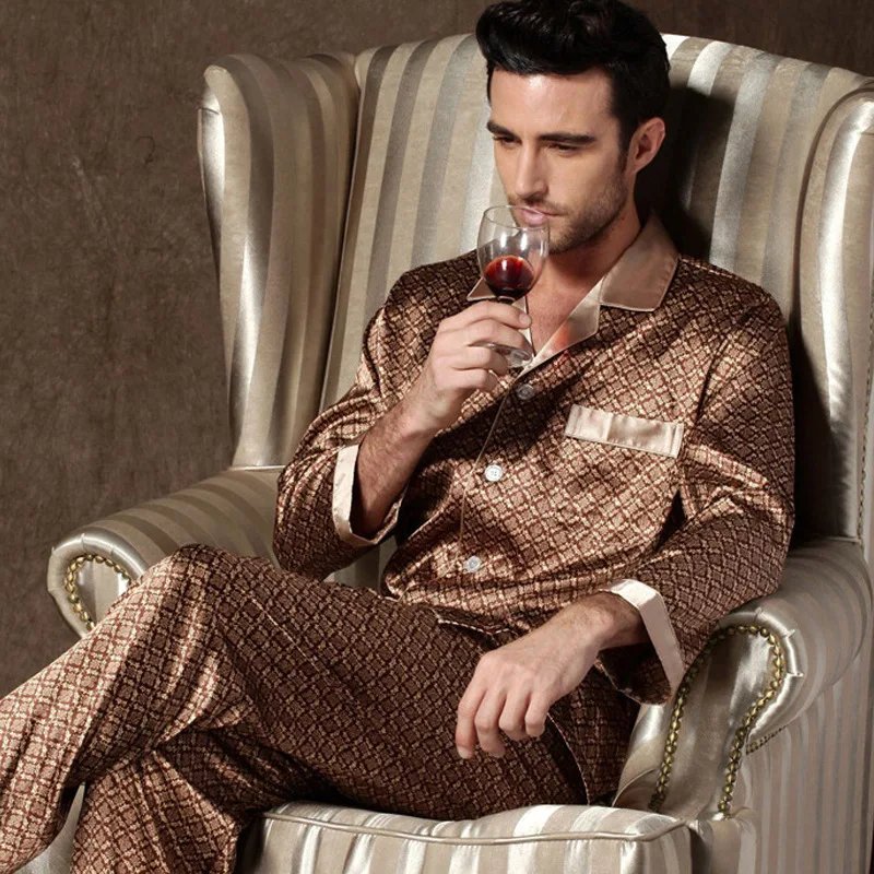 High Quality Pajamas Set Men Spring Autumn Thin Polyester Ice Silk Long-sleeved Sleepwear Plus Size Summer Home Clothes Male High Quality Pajamas Set Men Spring Autumn Thin Polyester Ice Silk Long-sleeved Sleepwear Plus Size Summer Home Clothes Male