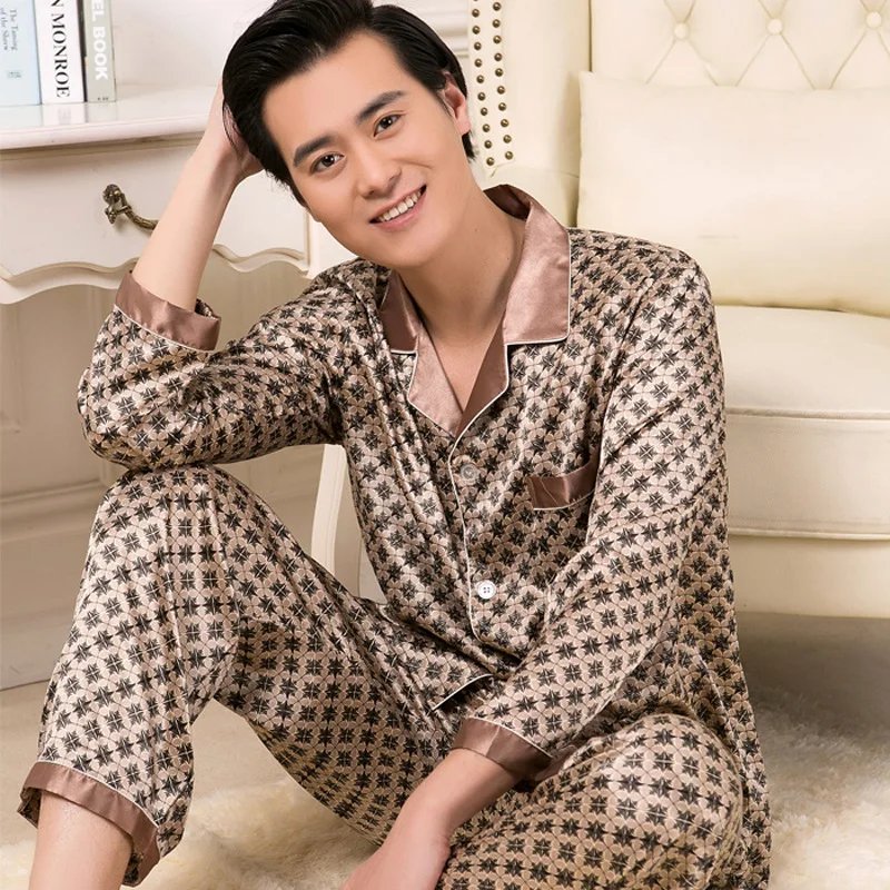 High Quality Pajamas Set Men Spring Autumn Thin Polyester Ice Silk Long-sleeved Sleepwear Plus Size Summer Home Clothes Male High Quality Pajamas Set Men Spring Autumn Thin Polyester Ice Silk Long-sleeved Sleepwear Plus Size Summer Home Clothes Male